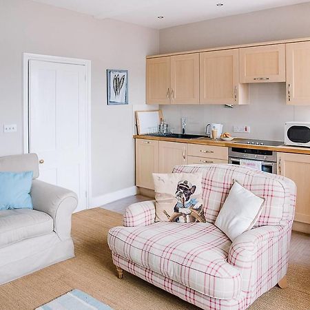 Serendipity, Aldeburgh - An Apartment On The High Street! 외부 사진